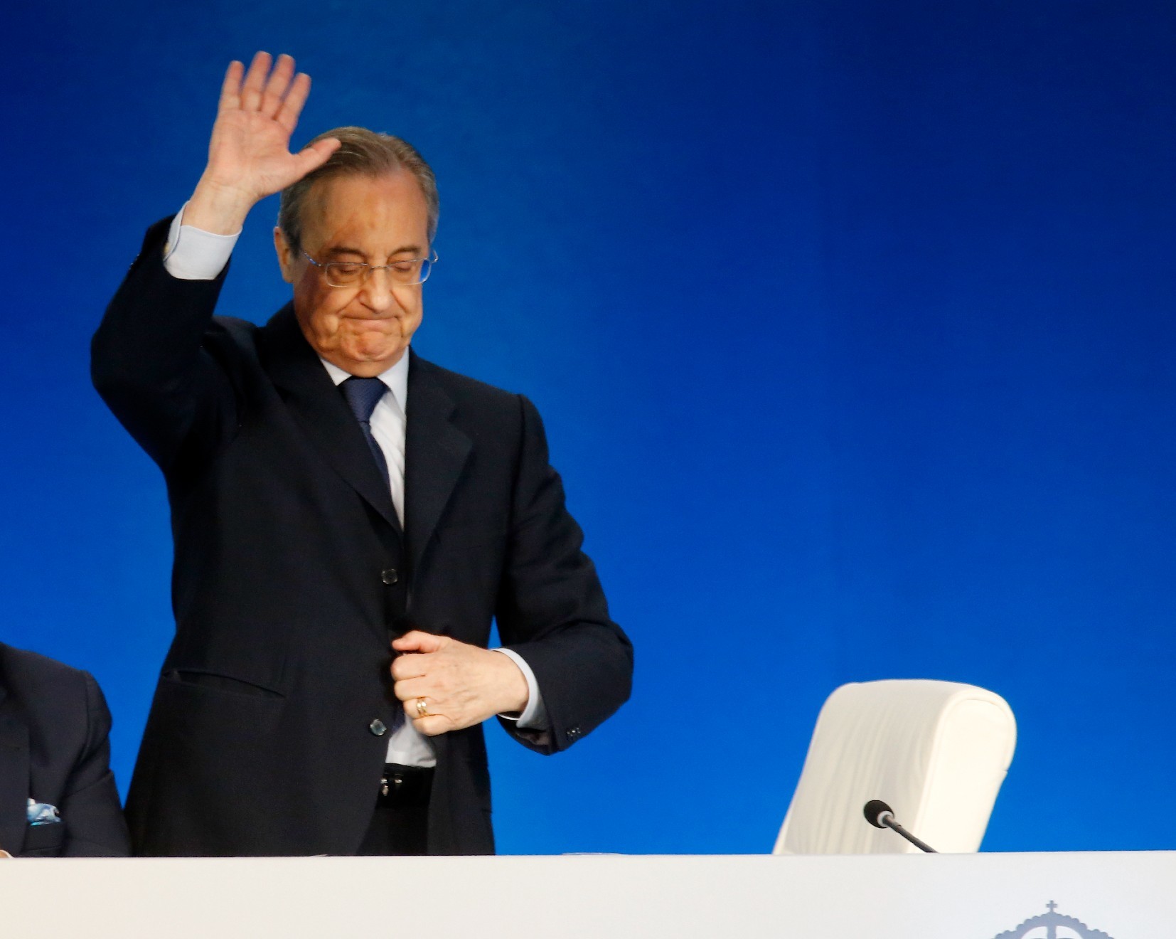 竞争十分激 竞争十分激